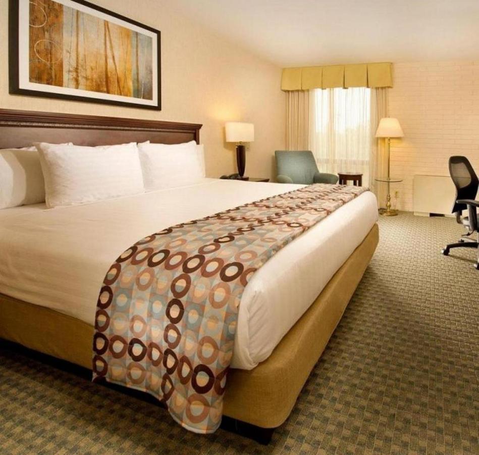 Hotel Lotus Kansas City Stadium Εξωτερικό φωτογραφία