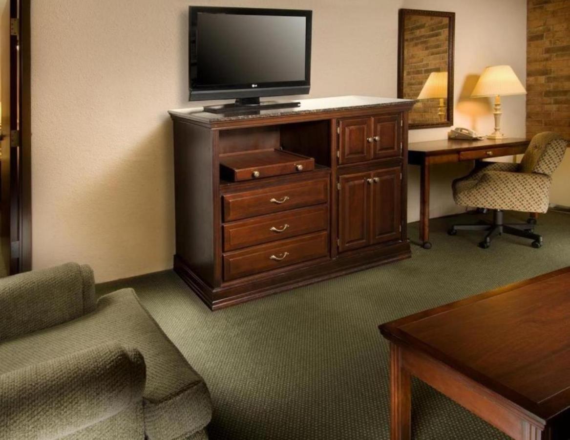 Hotel Lotus Kansas City Stadium Εξωτερικό φωτογραφία