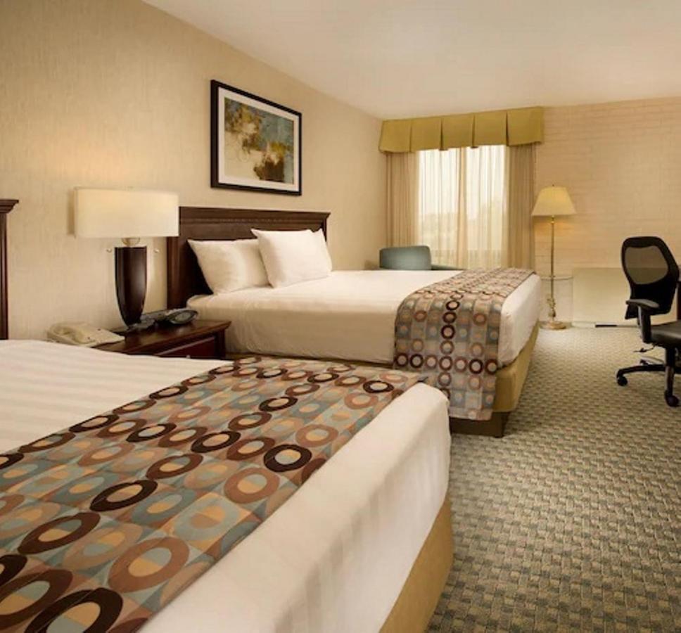 Hotel Lotus Kansas City Stadium Εξωτερικό φωτογραφία